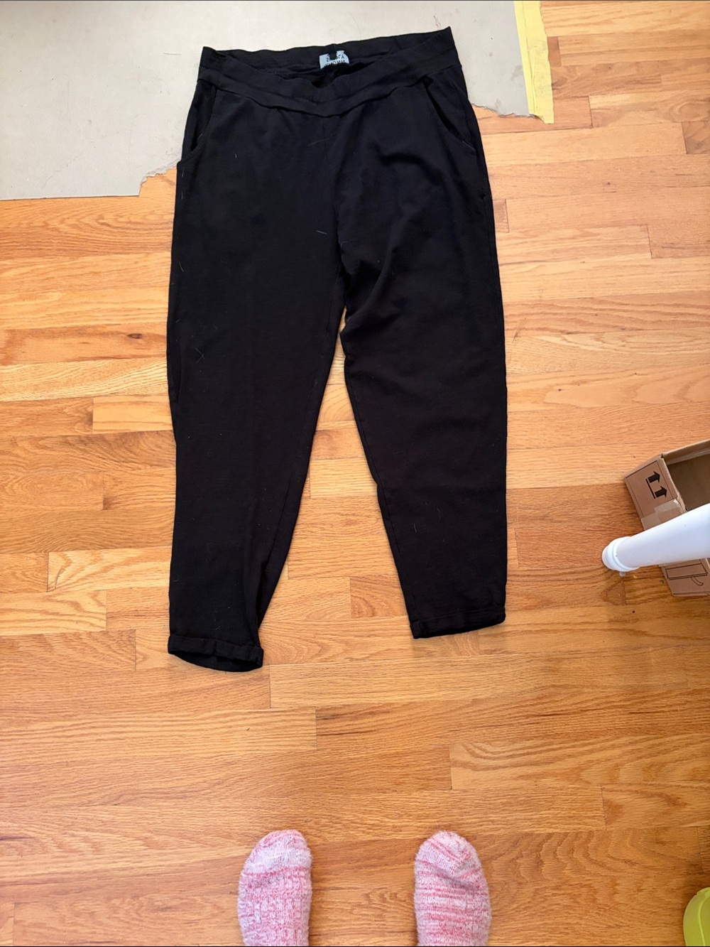 NWOT Known Supply Women’s Black Straight Leg Pull-On Large Pants